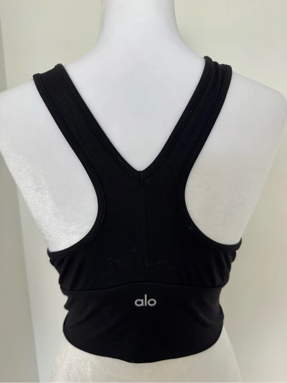 ALO Black Deep V-Neck Sports Bra - Women's